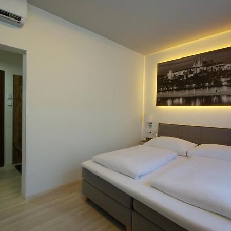 Adeba Hotel Πράγα Εξωτερικό φωτογραφία