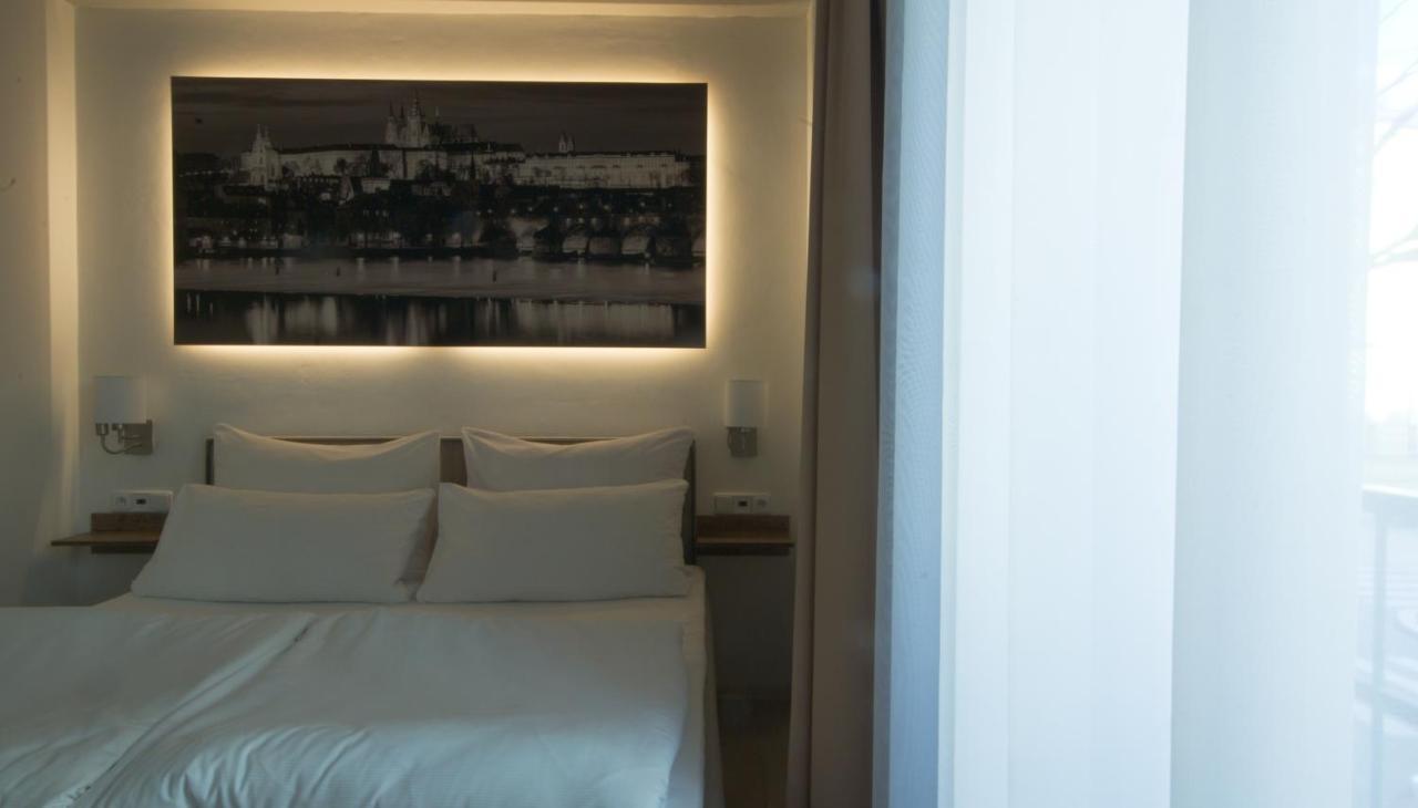 Adeba Hotel Πράγα Εξωτερικό φωτογραφία