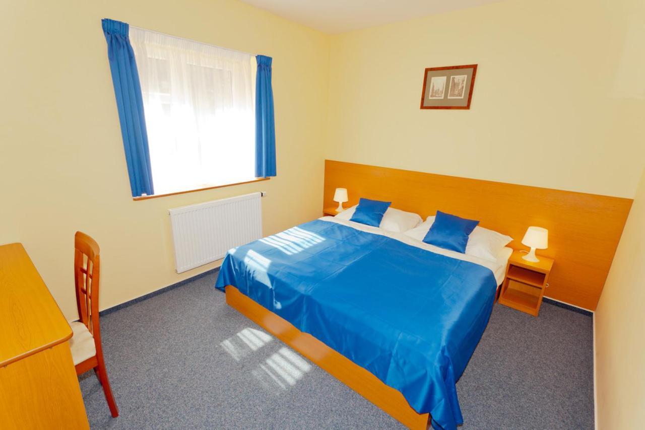 Adeba Hotel Πράγα Εξωτερικό φωτογραφία